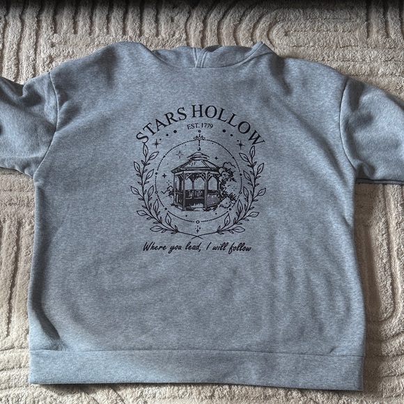 Gray Stars Hollow Graphic Hooded Sweatshirt - Picture 10 of 10